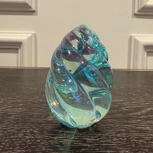 VINTAGE TURQUOISE IRIDESCENT SWIRL ART GLASS PAPERWEIGHT SIGNED OBG 1993